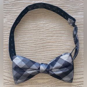 Croft&Barrow Youth/Men’s Adjustable Plaid Bowtie